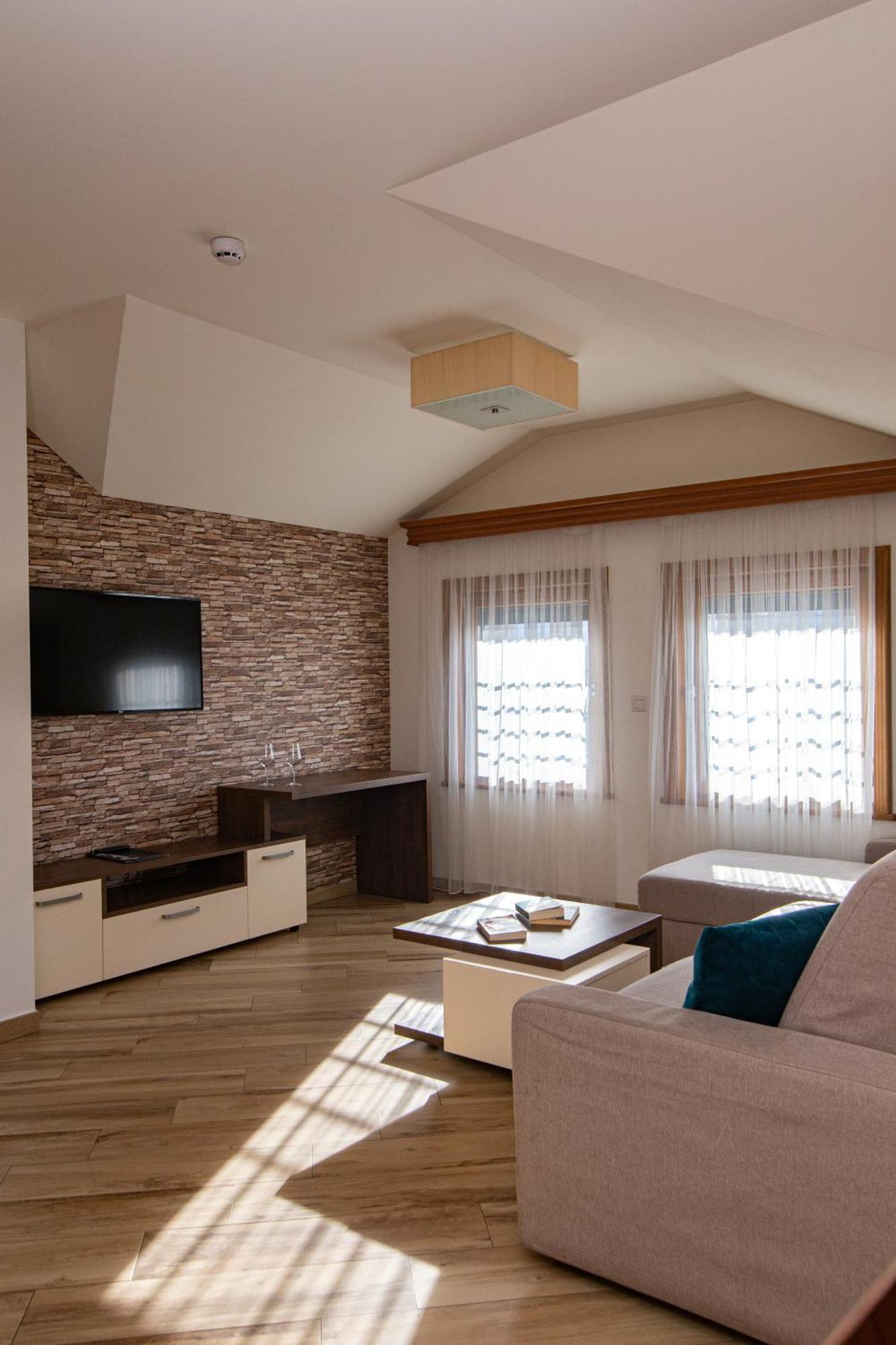 Central Inn Zlatibor Exterior photo