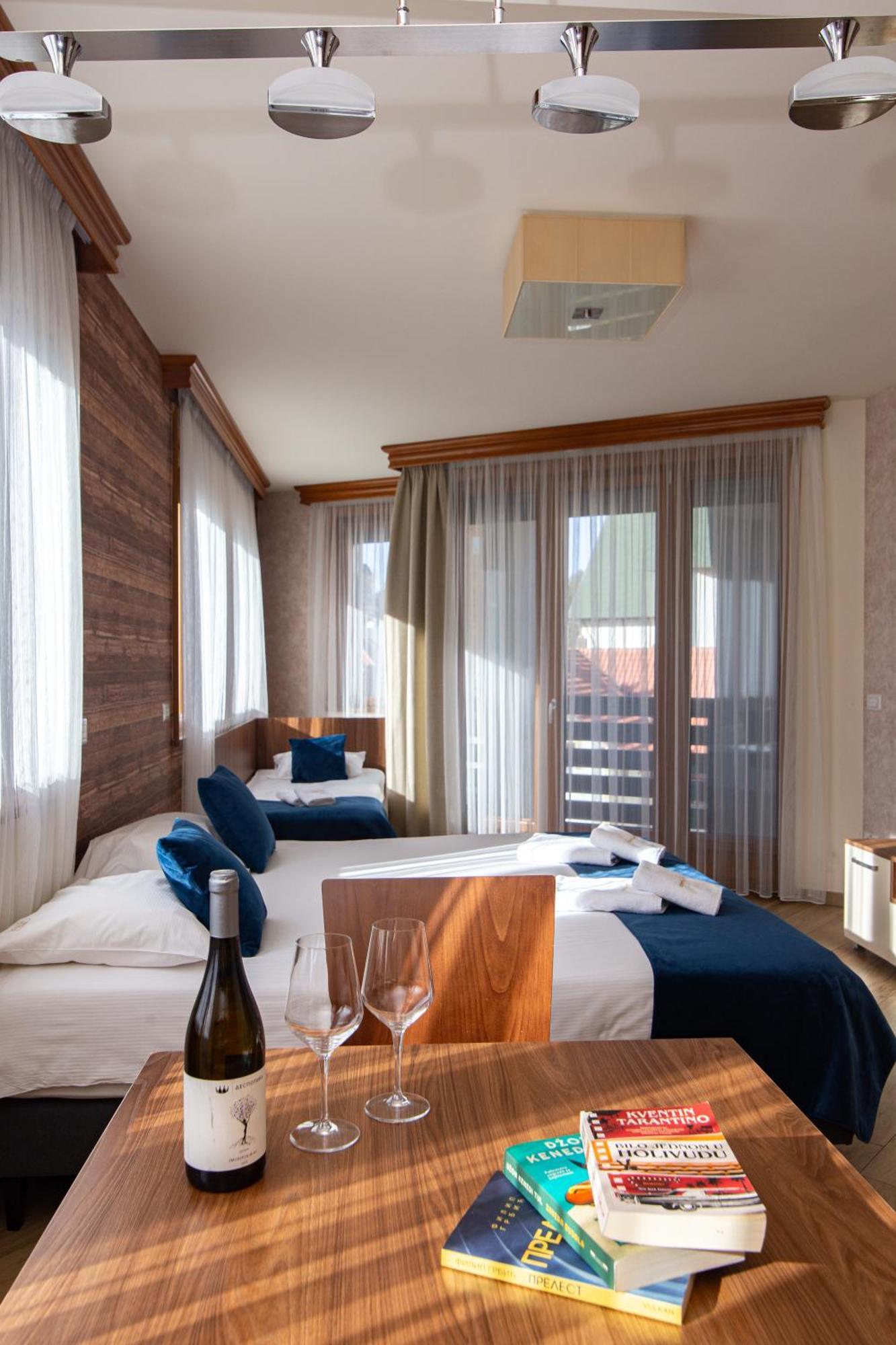 Central Inn Zlatibor Exterior photo